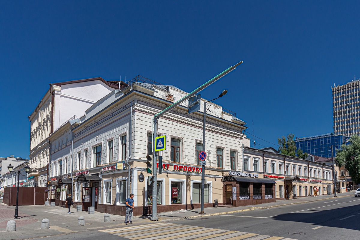 Казань, Улица Баумана, 29 / Астрономическая улица, 11