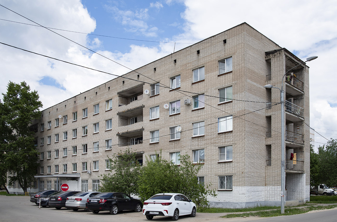 Киевский, 27