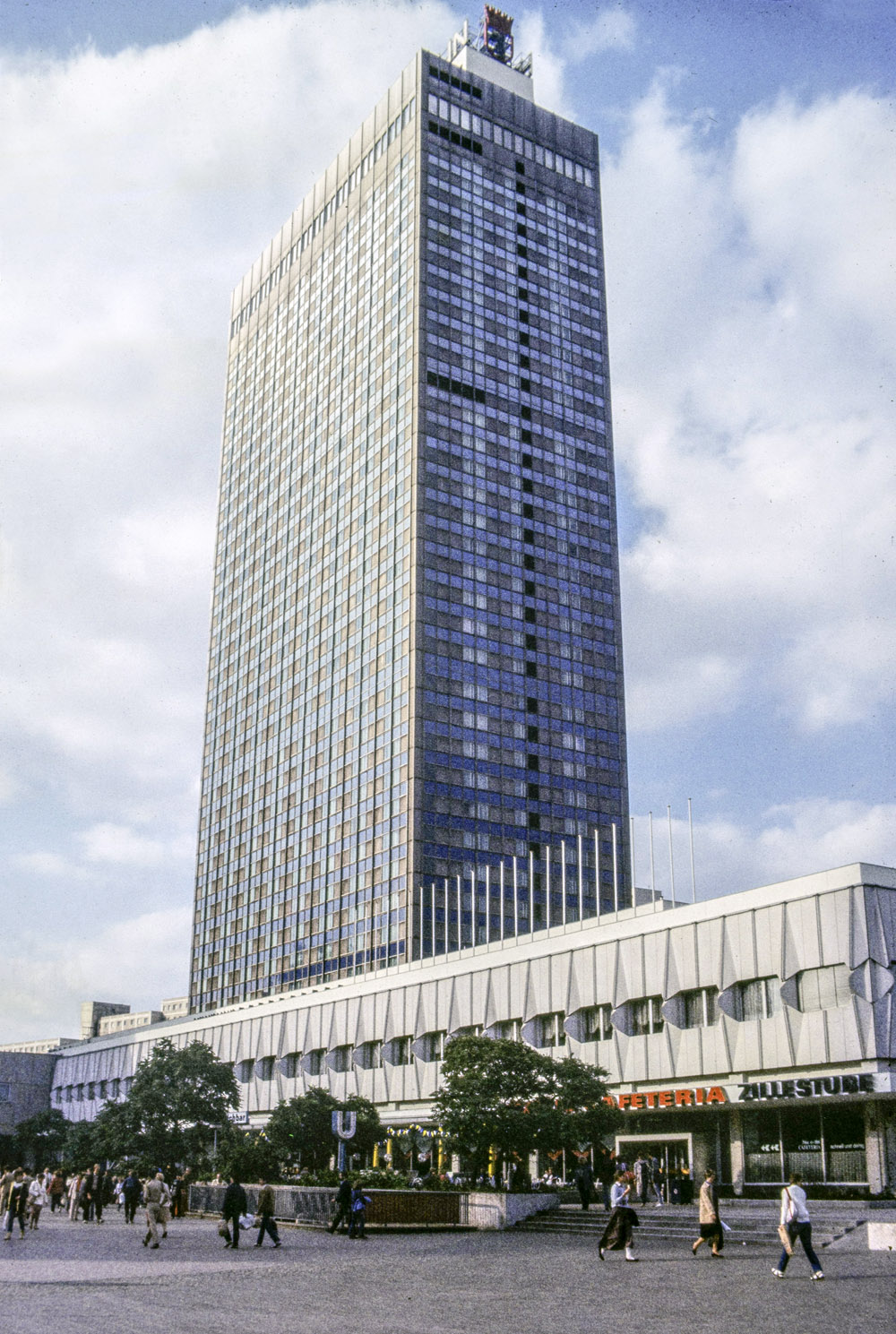 Берлин, Alexanderplatz, 7