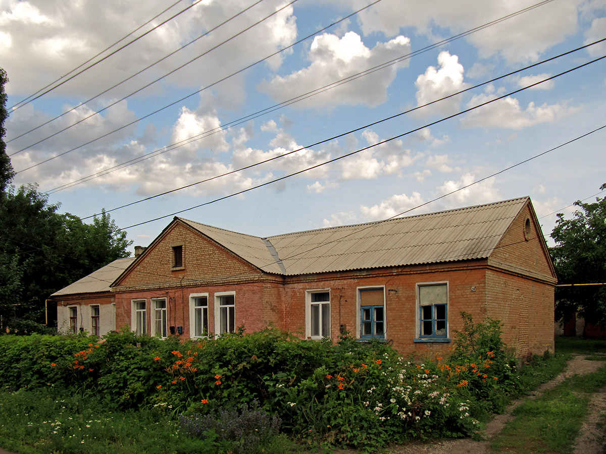 Попасная, Улица Циолковского, 20 Попасная, Улица Циолковского, 20