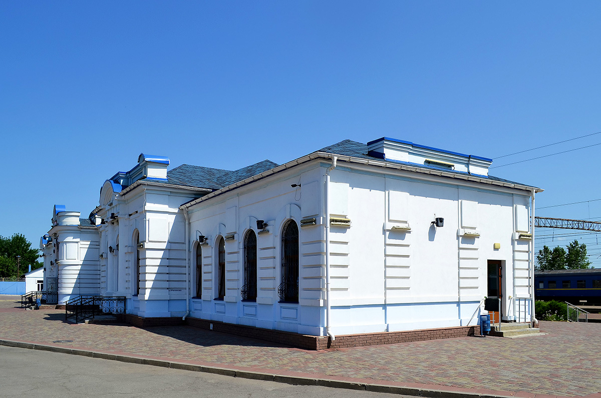 Красноград, Улица Копыленко, 19