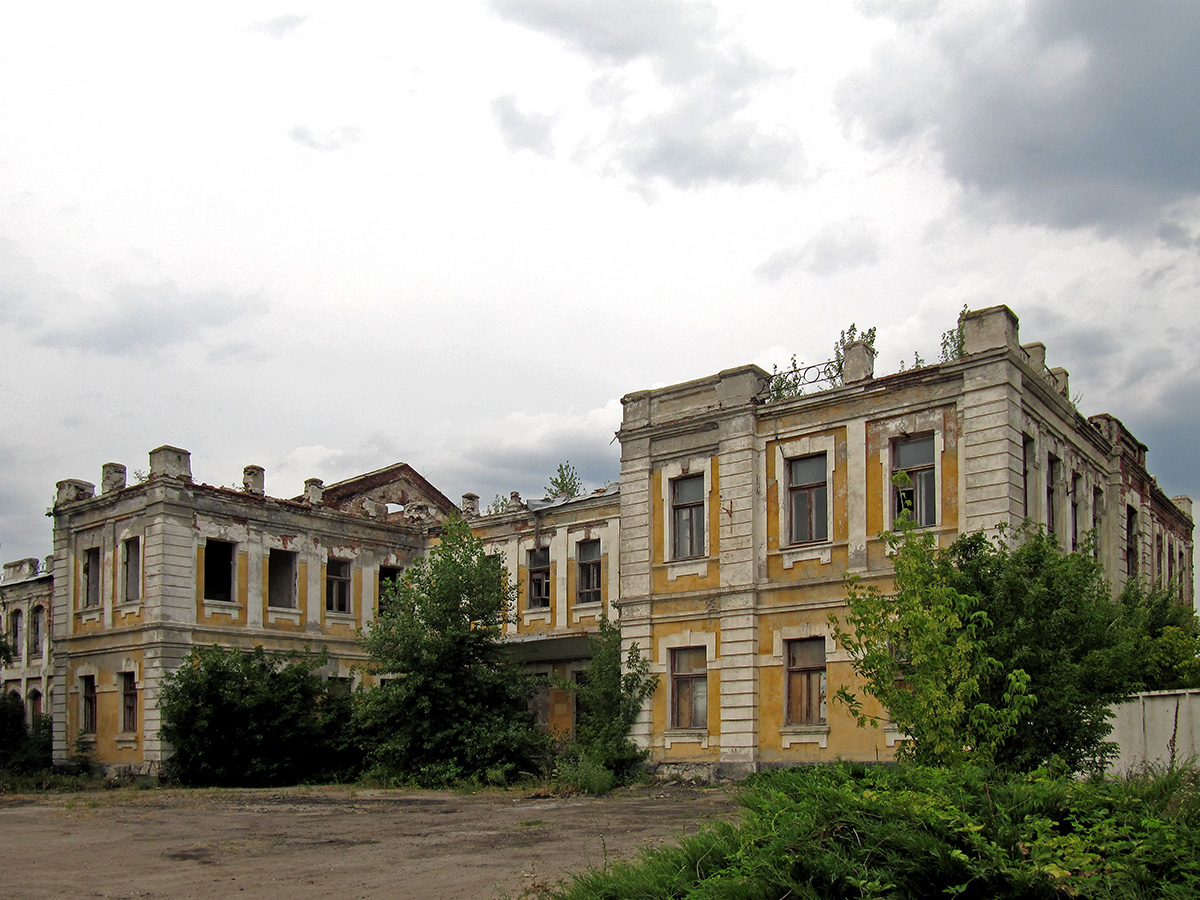 Лисичанск, Красная улица, 1