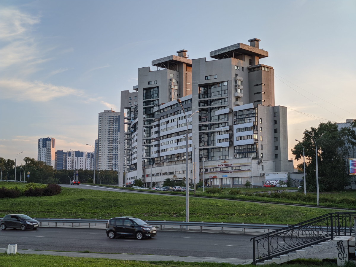 Екатеринбург, Улица Токарей, 68