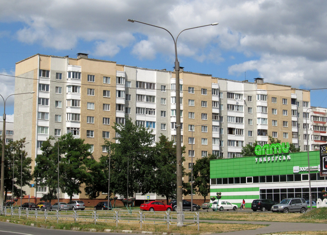 Жлобин, 18-й микрорайон, 9