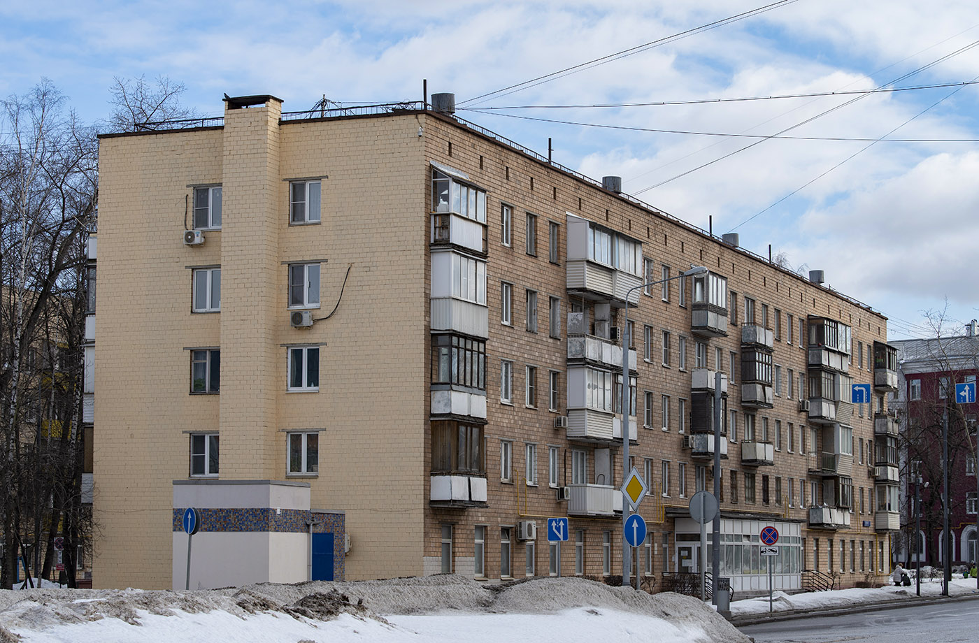 Москва, Улица Толбухина, 14