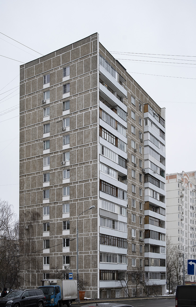 Москва, Сколковское шоссе, 11
