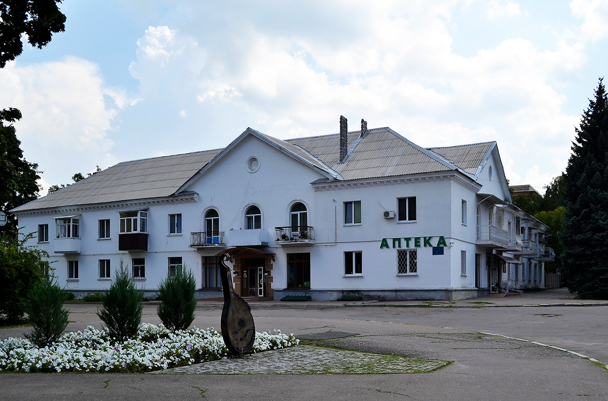 Лозовая, Улица Лозовского, 2 / Бульвар Шевченко, 11
