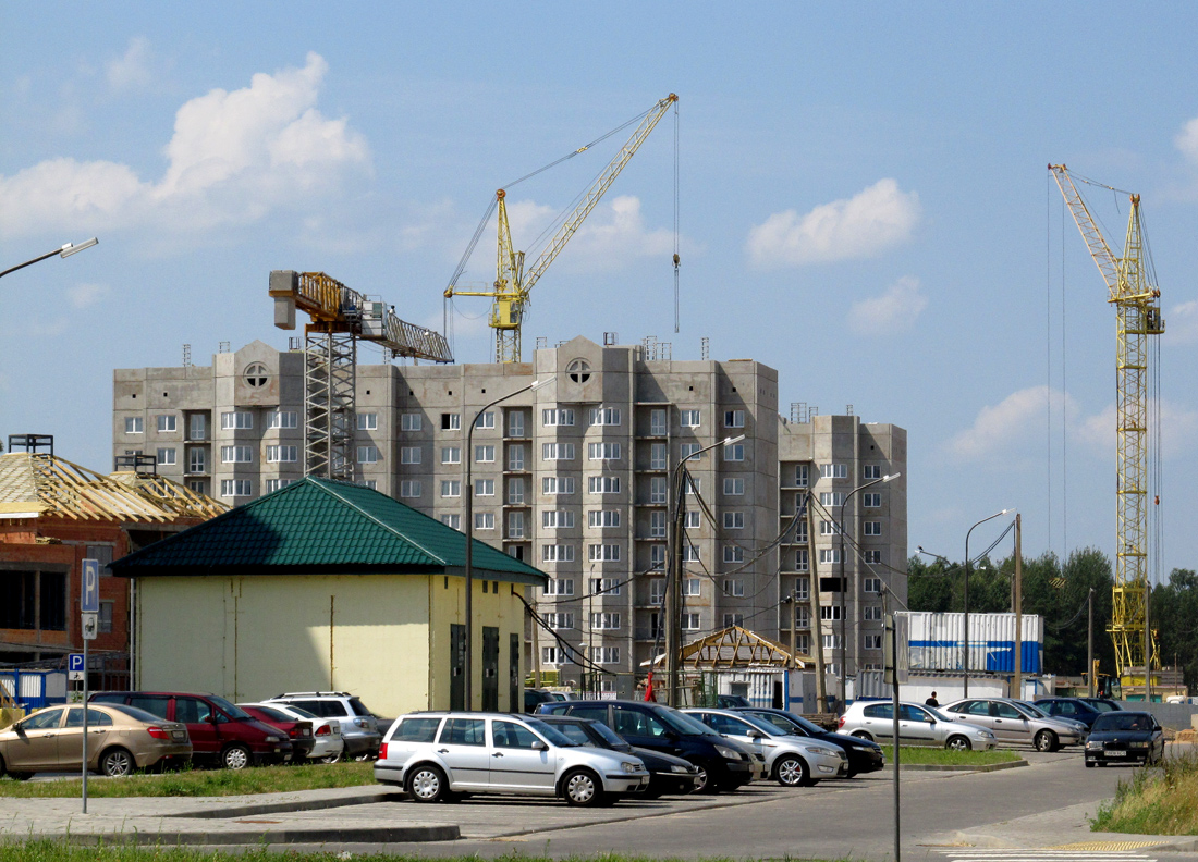 Солигорск, Улица Елены Стемпковской, 6