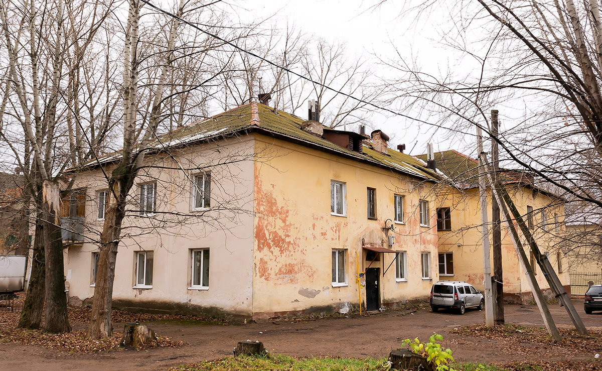 Уфа, Кольцевая улица, 70 / Улица Репина, 13