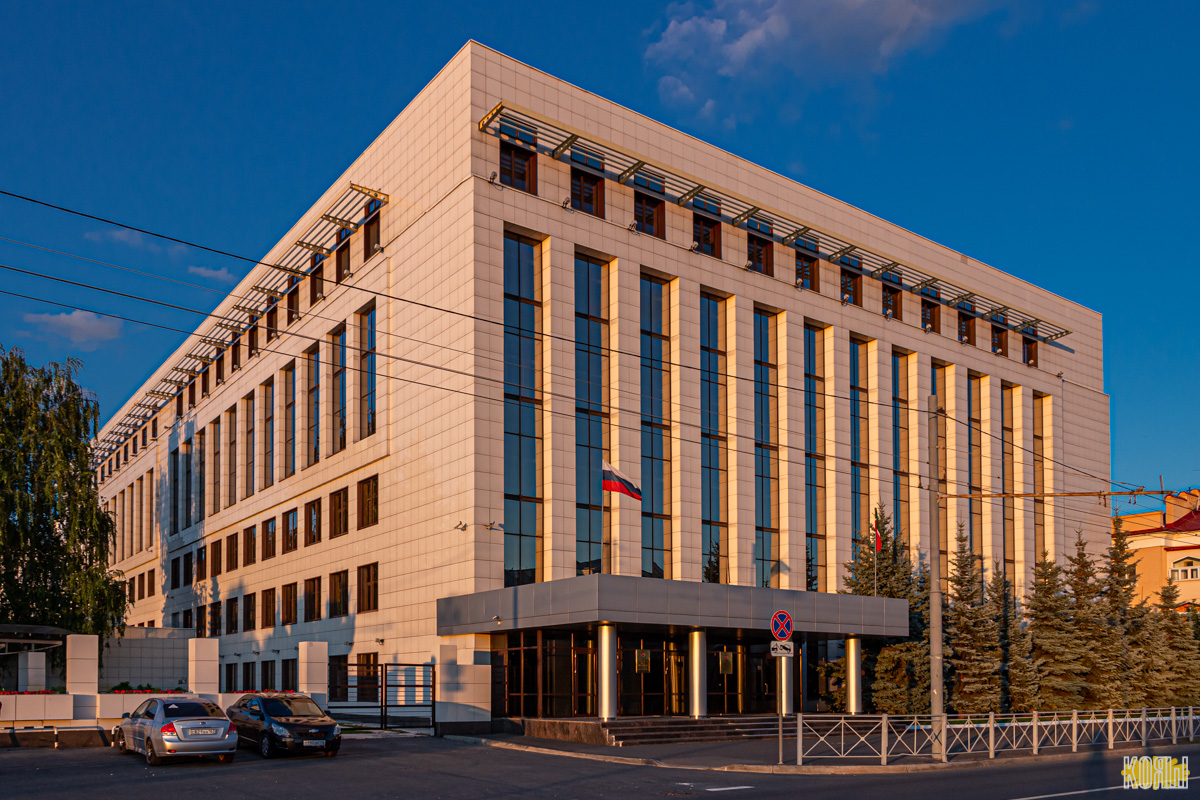 Казань, Право-Булачная улица, 5 / Улица Баумана, 20