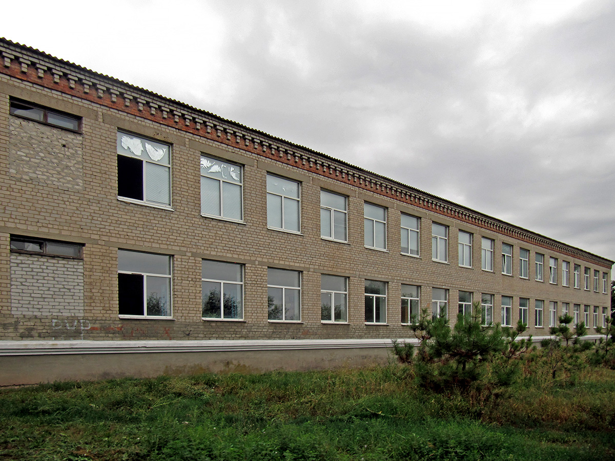 Артёмовский район, прочие н.п., с. Парасковиевка, Школьная улица, 2