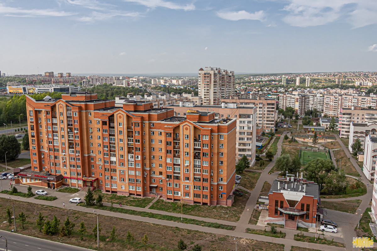 Казань, Улица Академика Глушко, 32; Улица Академика Глушко, 30А