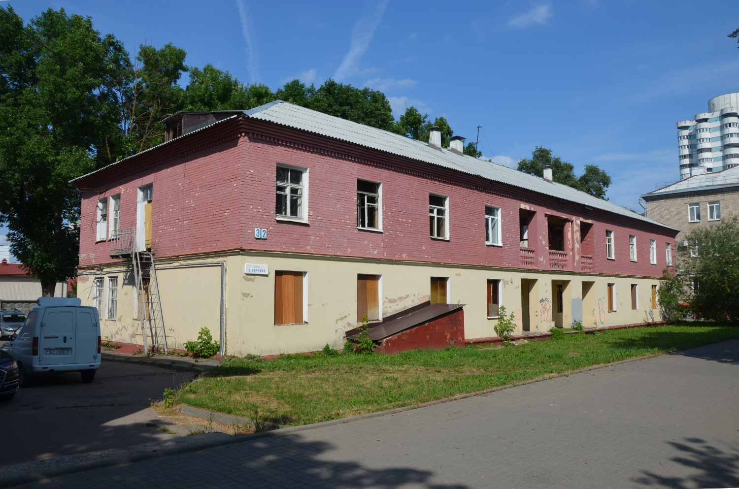 Минск, Улица Веры Хоружей, 32