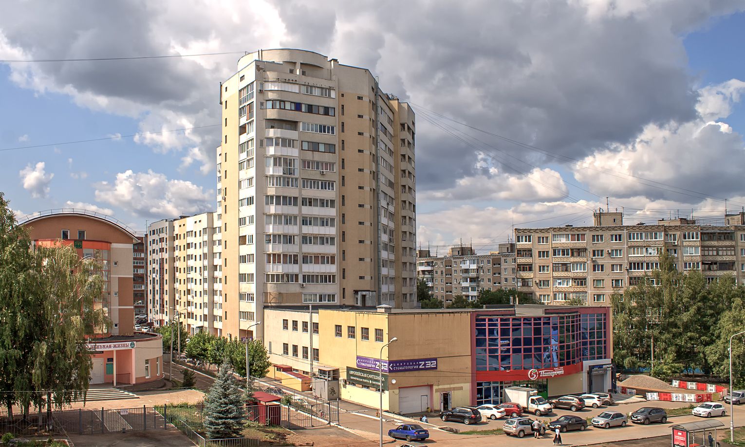 Уфа, Улица Минигали Губайдуллина, 11; Улица Степана Злобина, 28/2