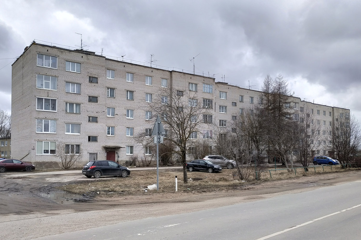 Кикерино, Курковицкое шоссе, 3