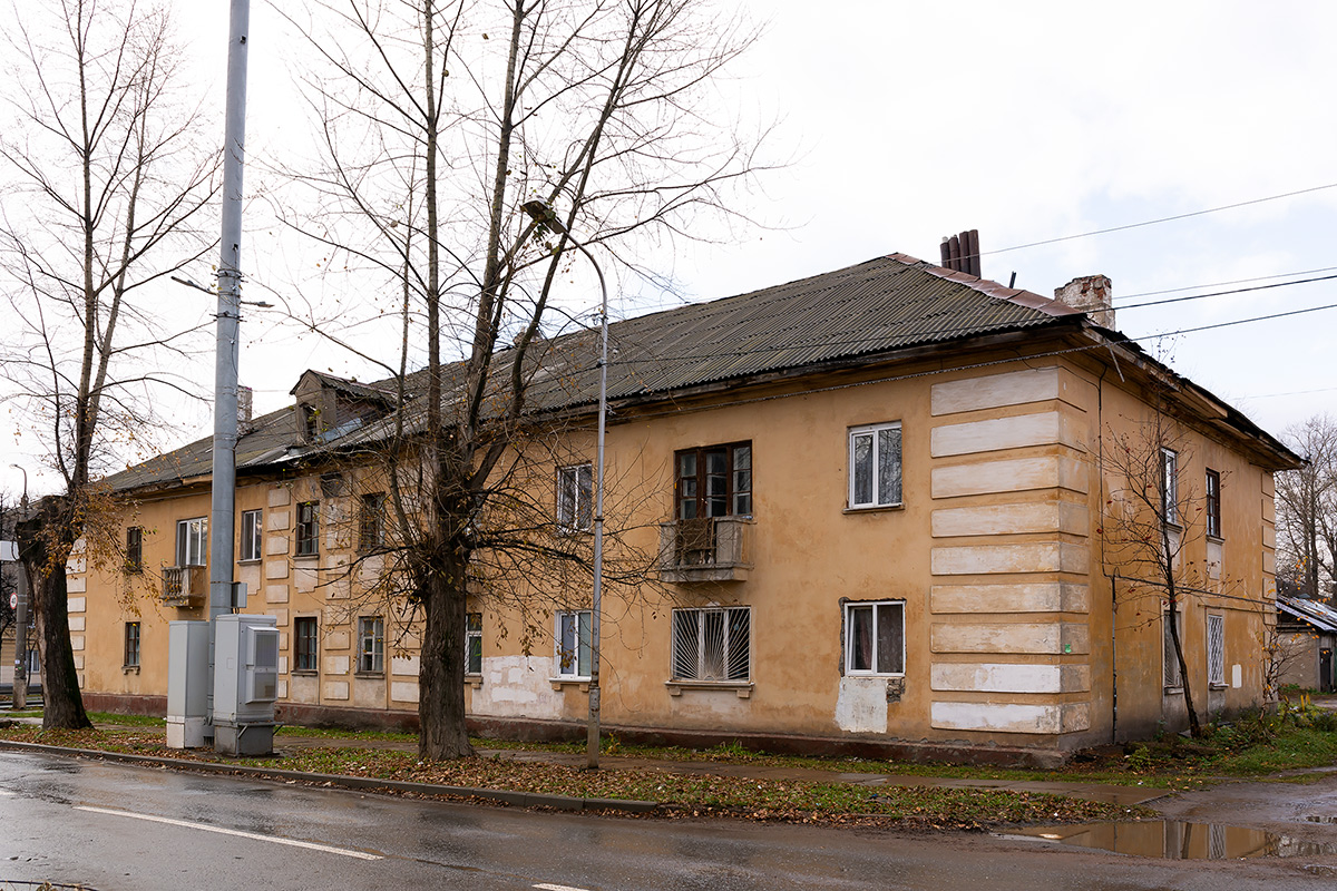Ufa, Кольцевая улица, 101 / Улица Боткина, 11