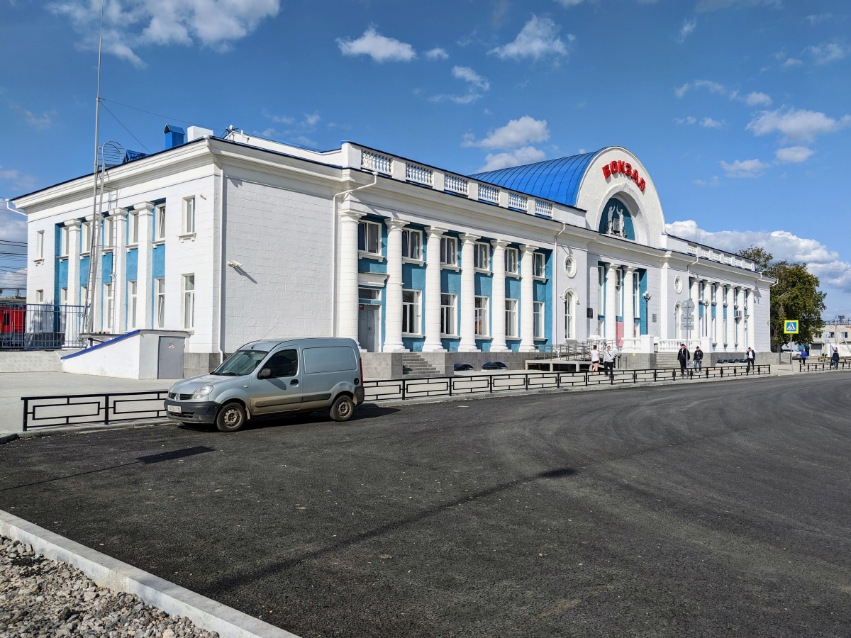Каменск-Уральский, Улица Привокзальная, 13