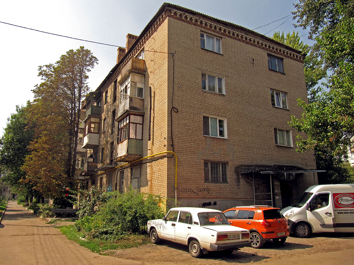 Артёмовск, Улица Чайковского, 19