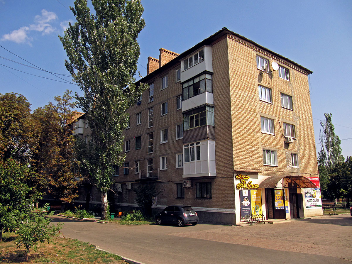 Artyomovsk, Улица Чайковского, 34