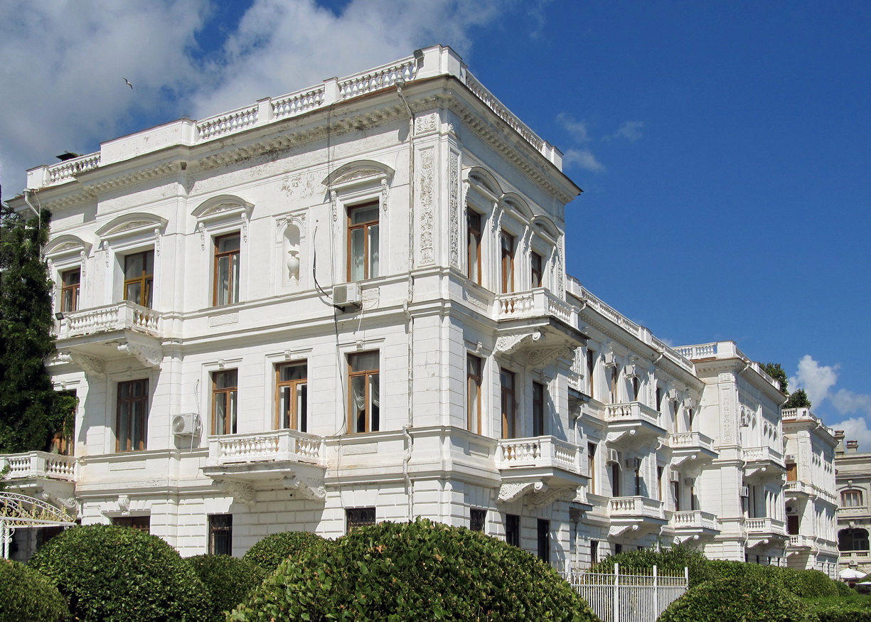 Ялта, пгт Ливадия, Улица Батурина, 44 Свитский дом