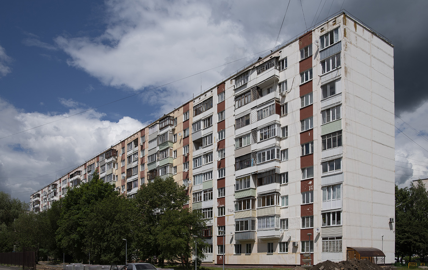 Kiyevskiy, 18 Kiyevskiy, 18