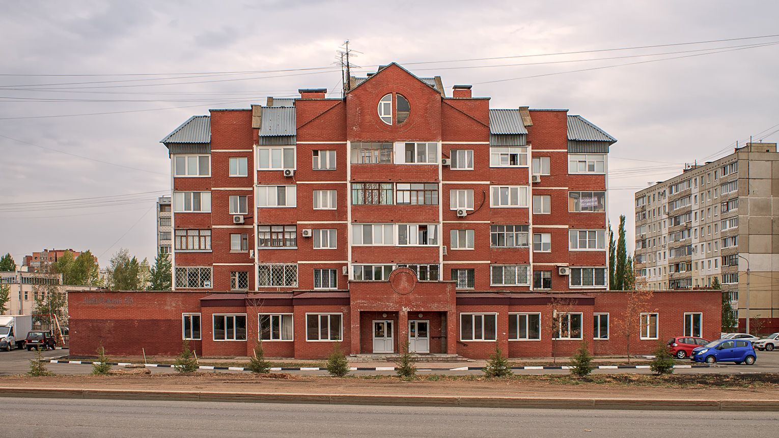 Уфа, Набережная реки Уфы, 43