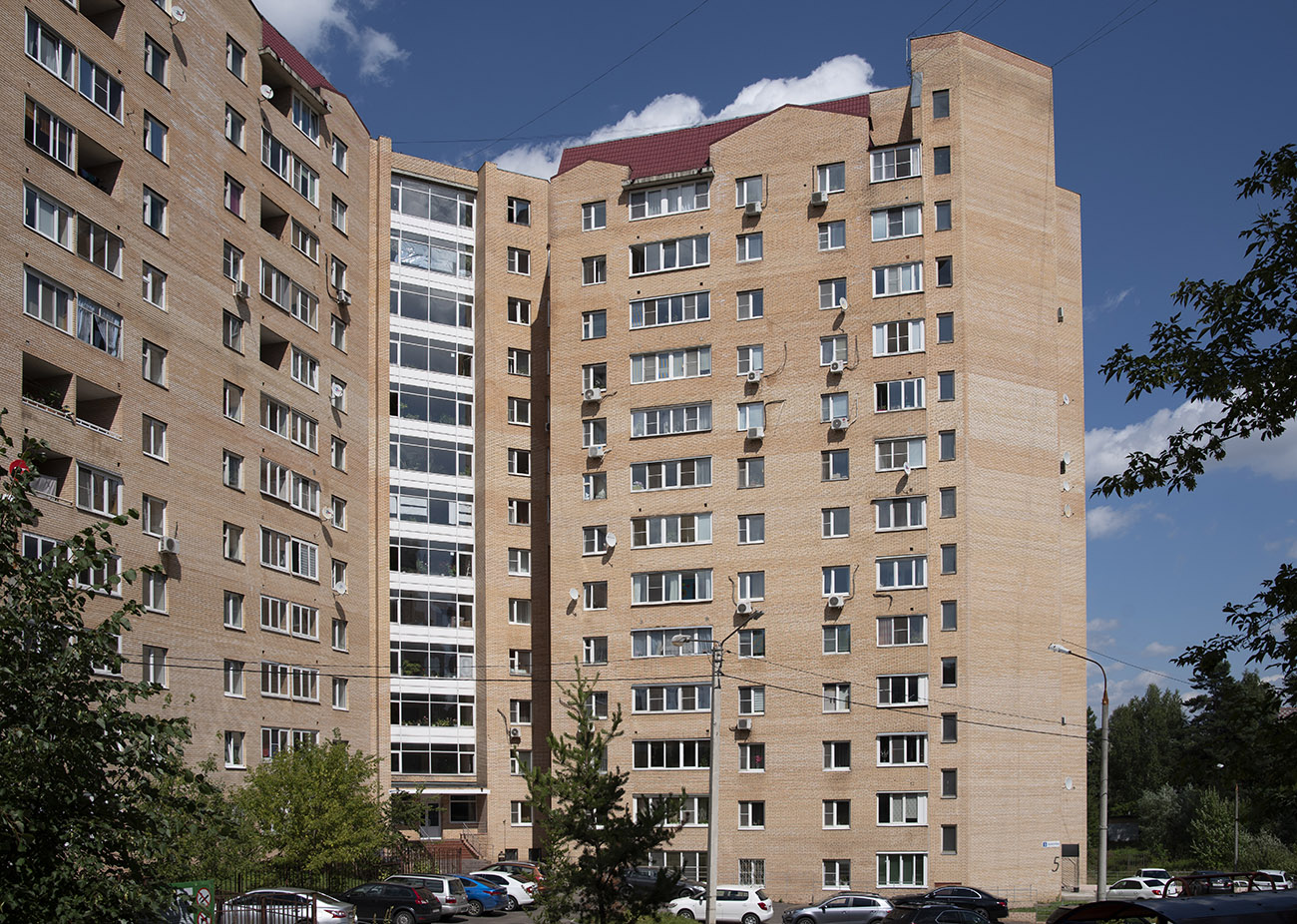 Krasnogorsk, Оранжерейная улица, 5