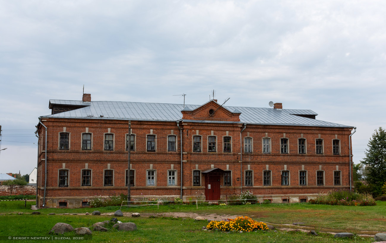 Суздаль, Коммунальный городок, 10