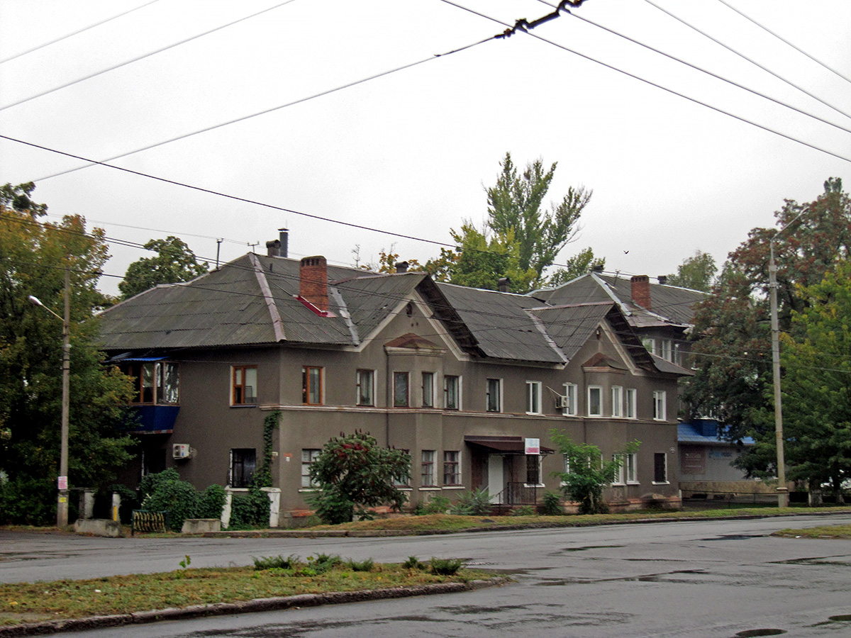 Славянск, Вокзальная улица, 27