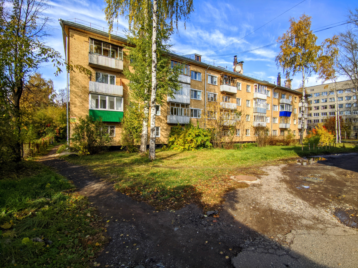 Глазов, Парковая улица, 8