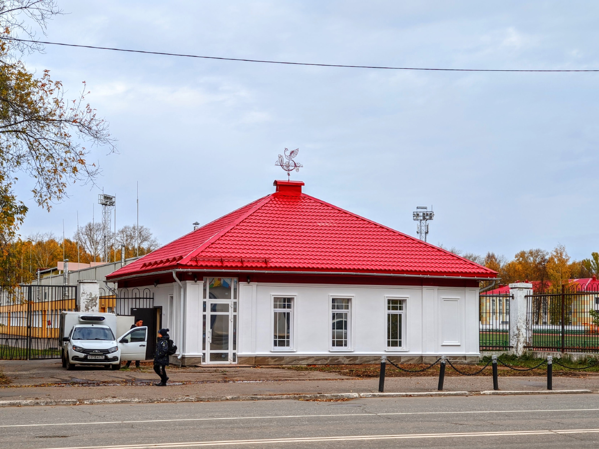 Глазов, Парковая улица, 40Б*