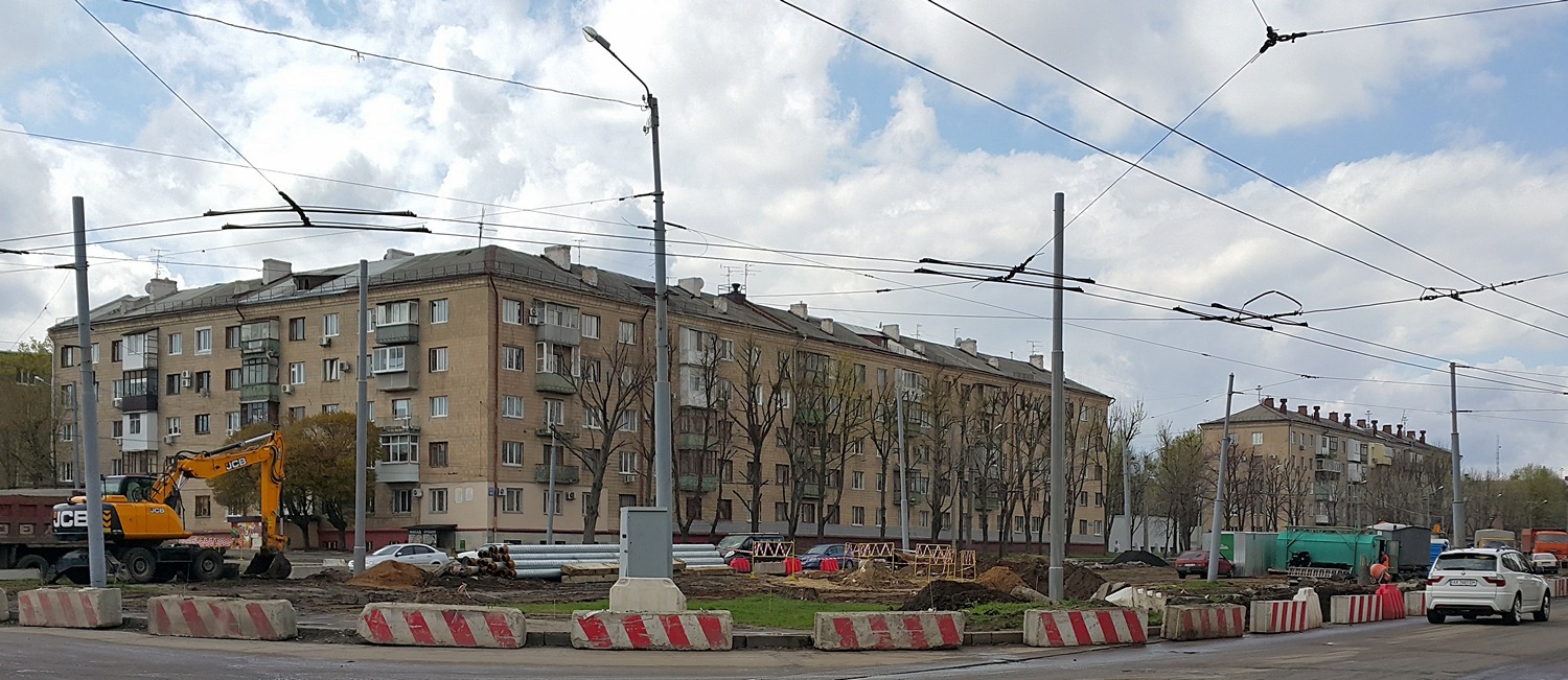 Харьков, Проспект Героев Харькова, 204 / улица харьковских дивизий, 2; Проспект Героев Харькова, 202