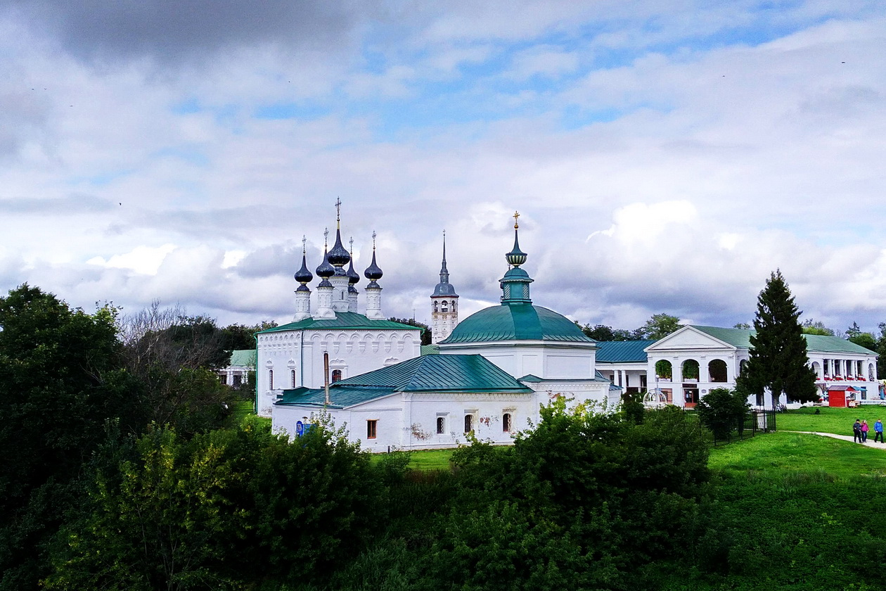 Суздаль, Кремлёвская улица, 2; Кремлёвская улица, 4; Улица Ленина, 63А