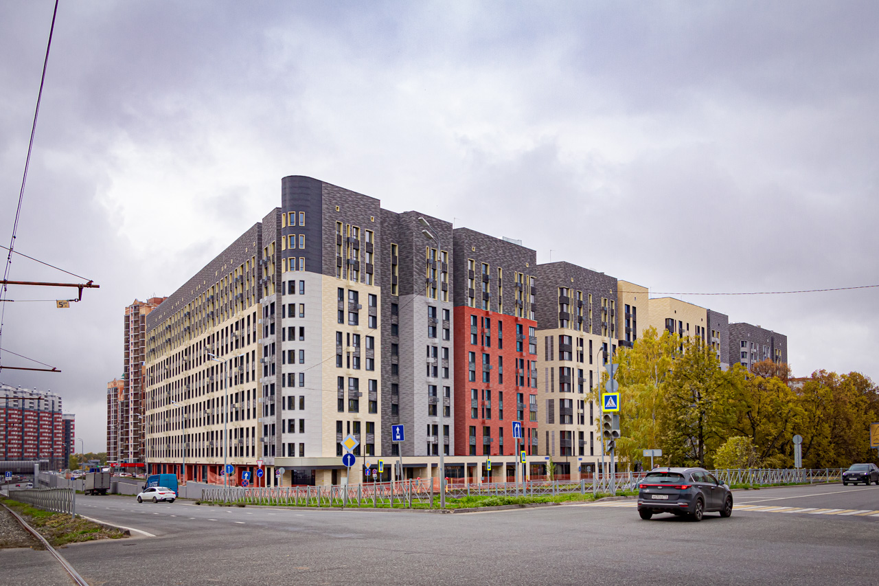 Казань, Улица Баки Урманче, 4 корп. 4; Улица Баки Урманче, 4 корп. 3