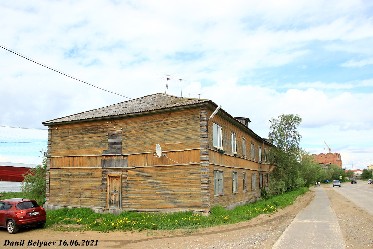 Нарьян-Мар, Улица Авиаторов, 10