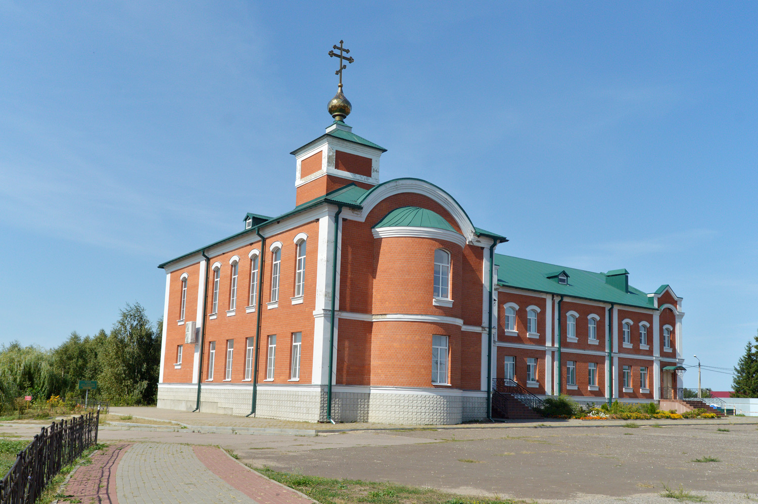 Сосновский район, прочие н.п., с. Мамонтово, Октябрьская улица, ??