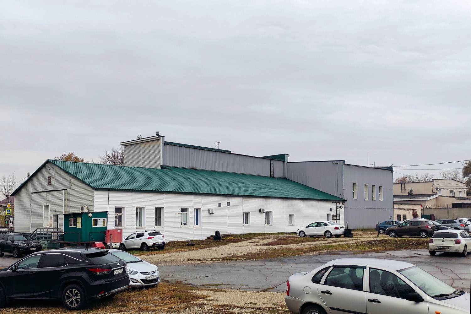 Novokuybyshevsk, Улица Суворова, 12