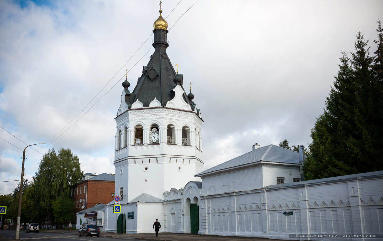 Кострома, Улица Симановского, 26 лит. Е / Пятницкая улица, 37 (колокольня)