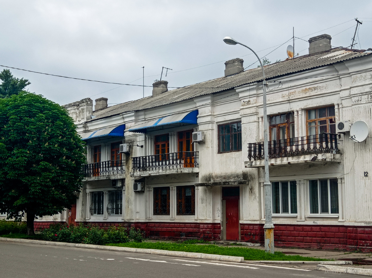 Лисичанськ, Улица Михаила Грушевского, 12