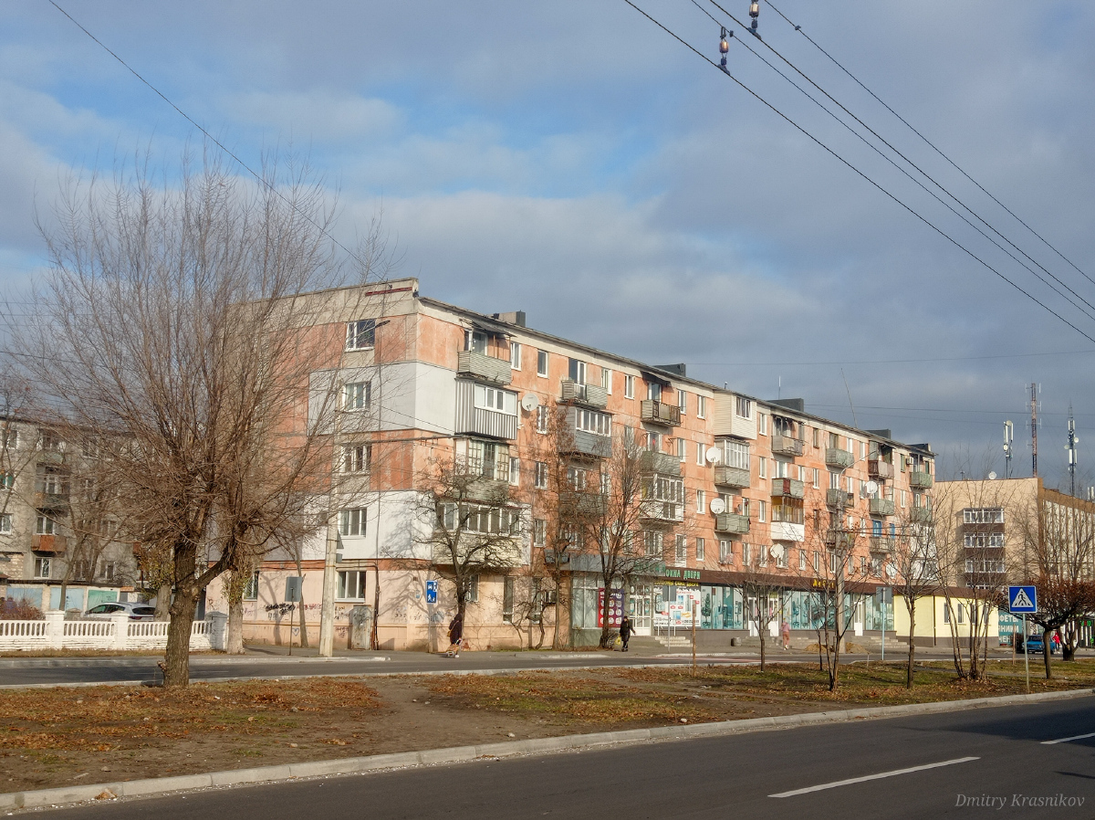 Северодонецк, Гвардейский проспект, 11