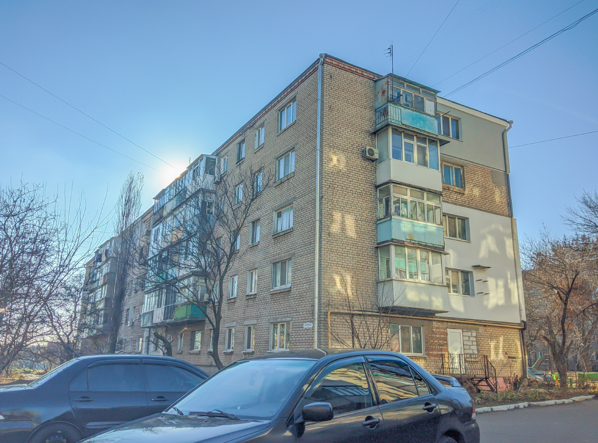 Бердянск, Ялтинская улица, 49