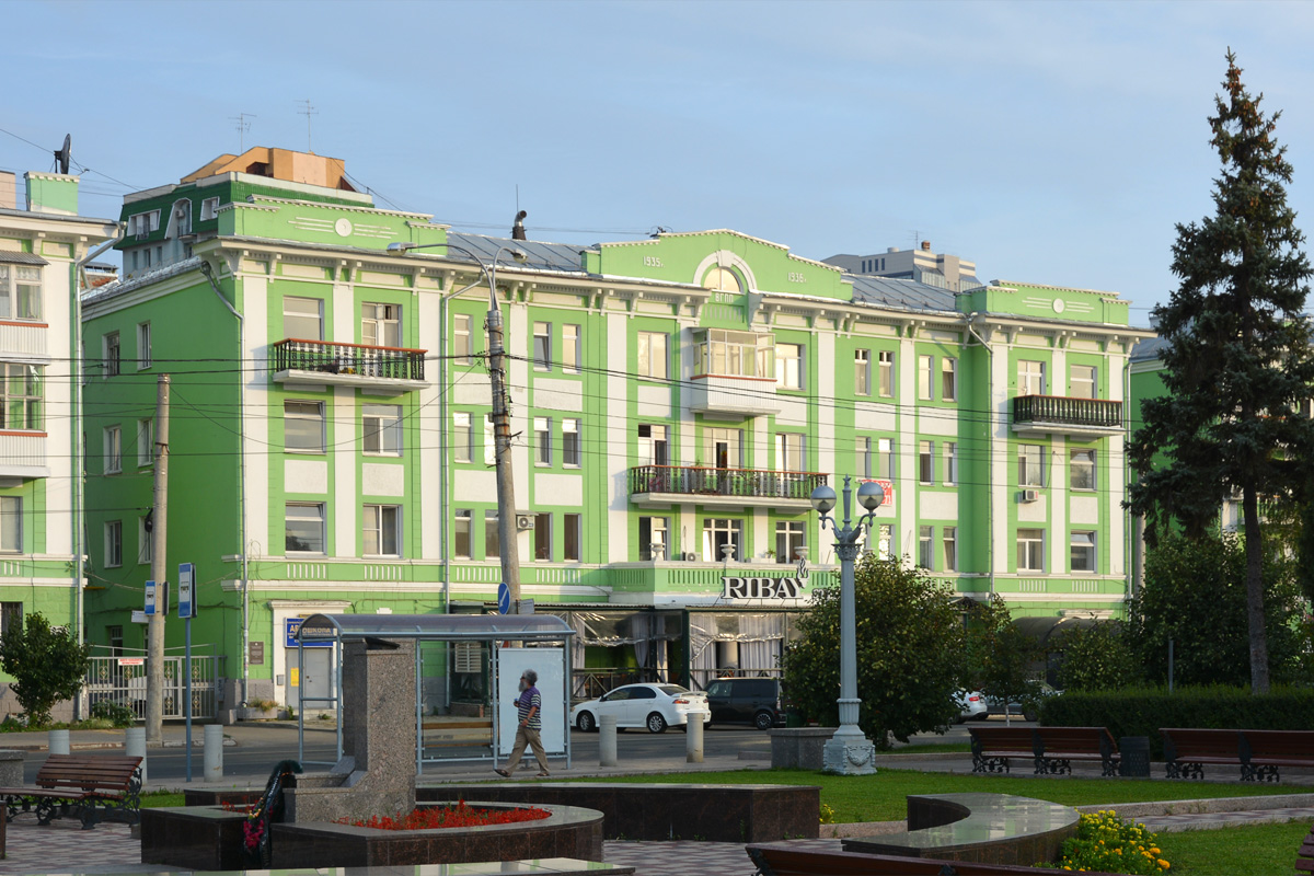 Samara, Улица Максима Горького, 117