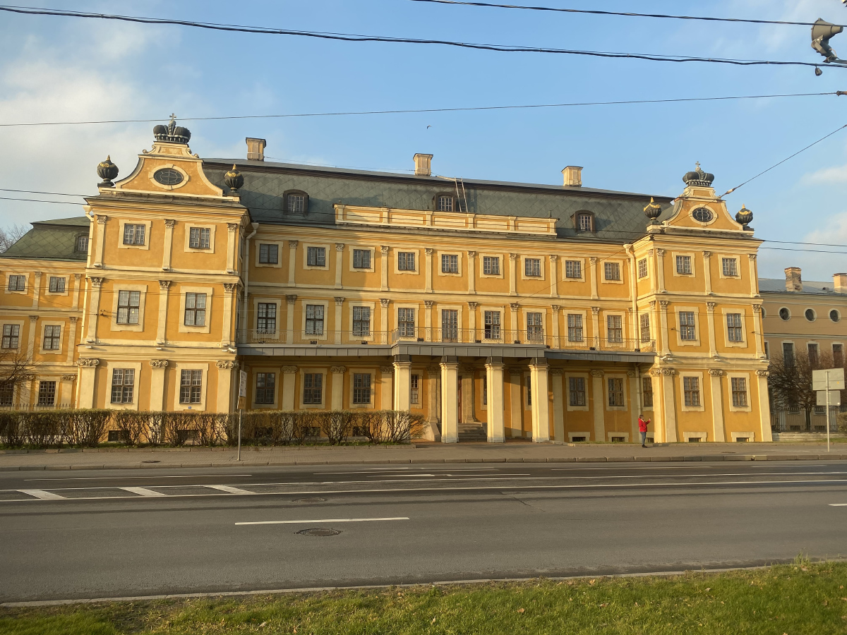 Санкт-Петербург, Университетская набережная, 15