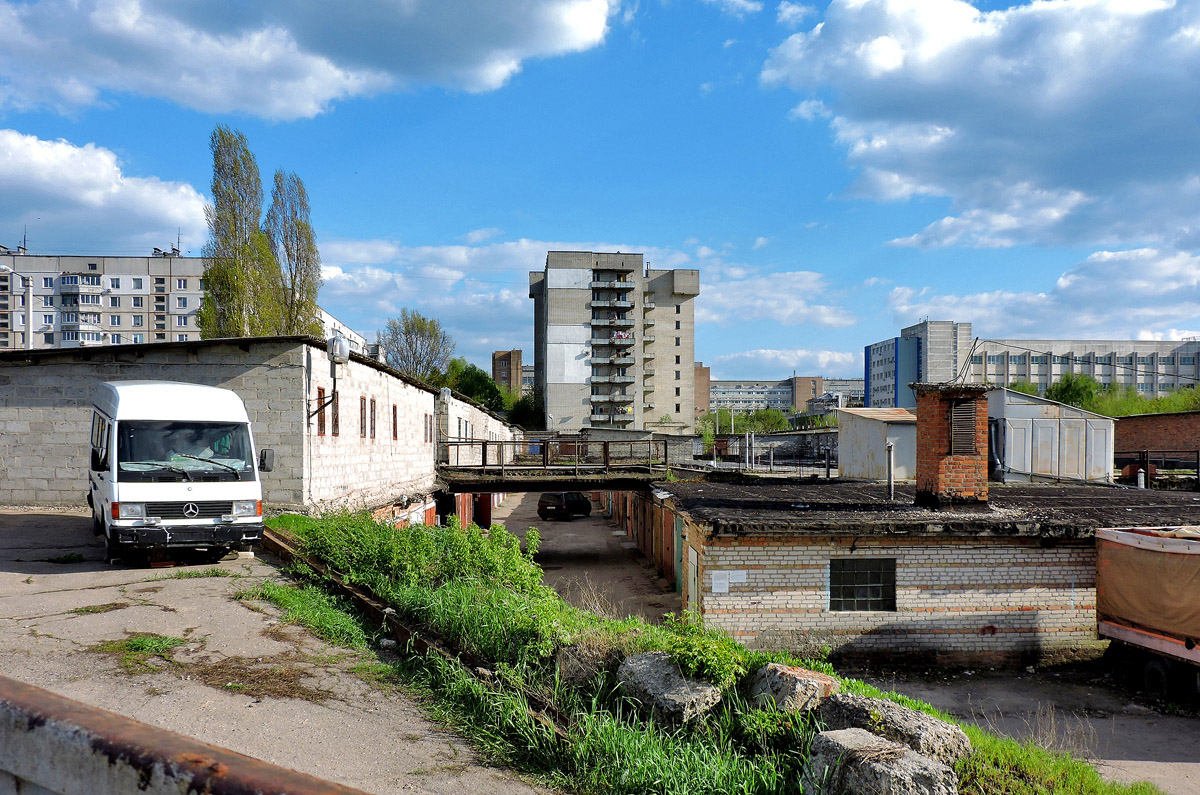Харьков, Продольная улица, 1(?); Улица Академика Проскуры, 3Б
