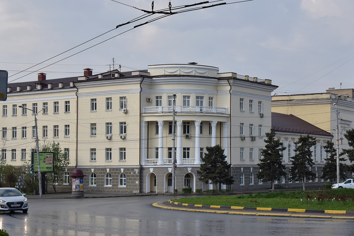Ростов-на-Дону, Буденновский проспект, 101 / Улица Дранко, 114