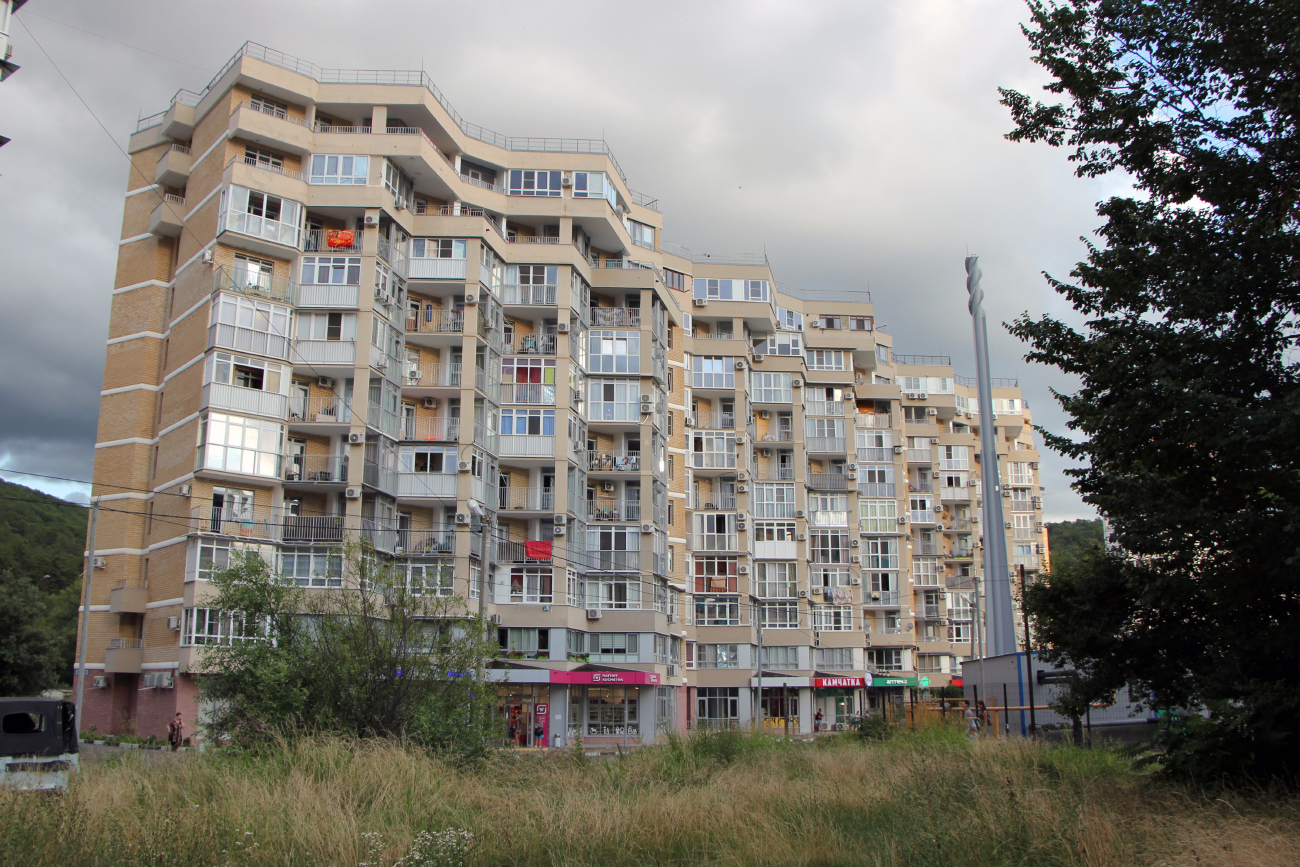 Лазаревское, Улица Малышева, 13