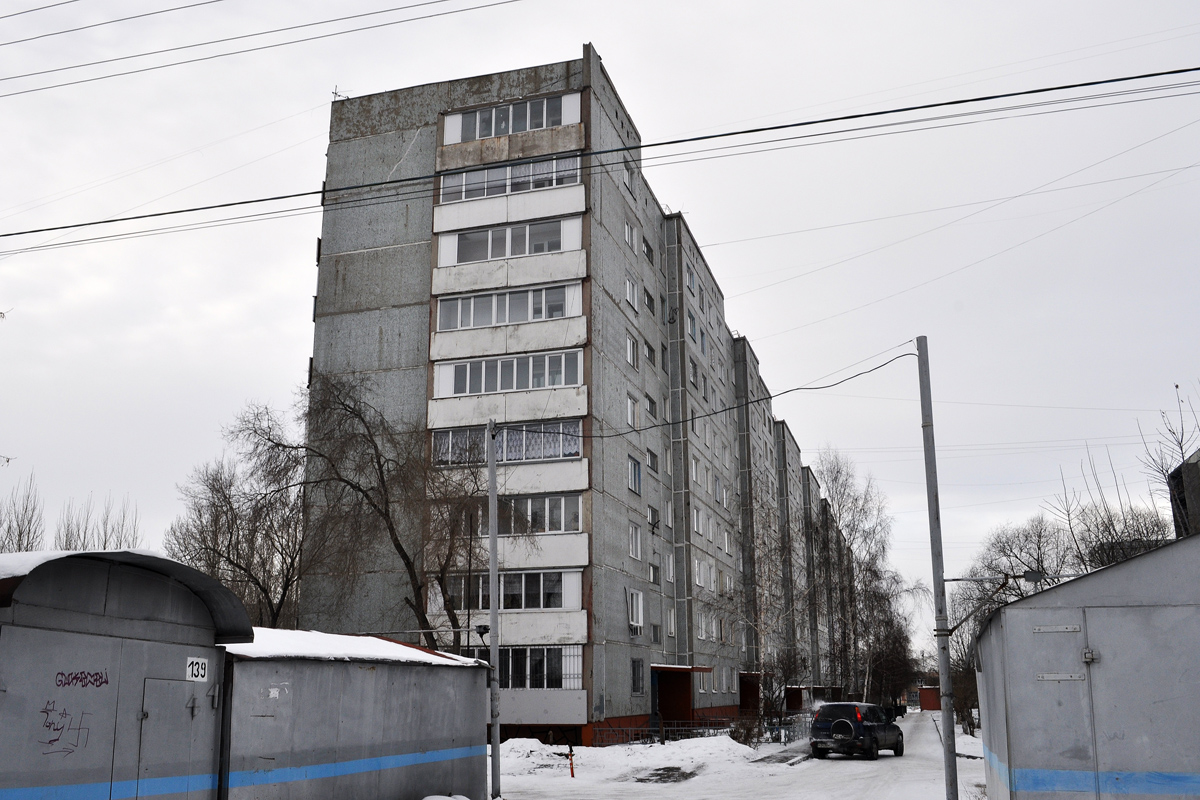 Omsk, Улица Алексея Полторацкого, 49/1