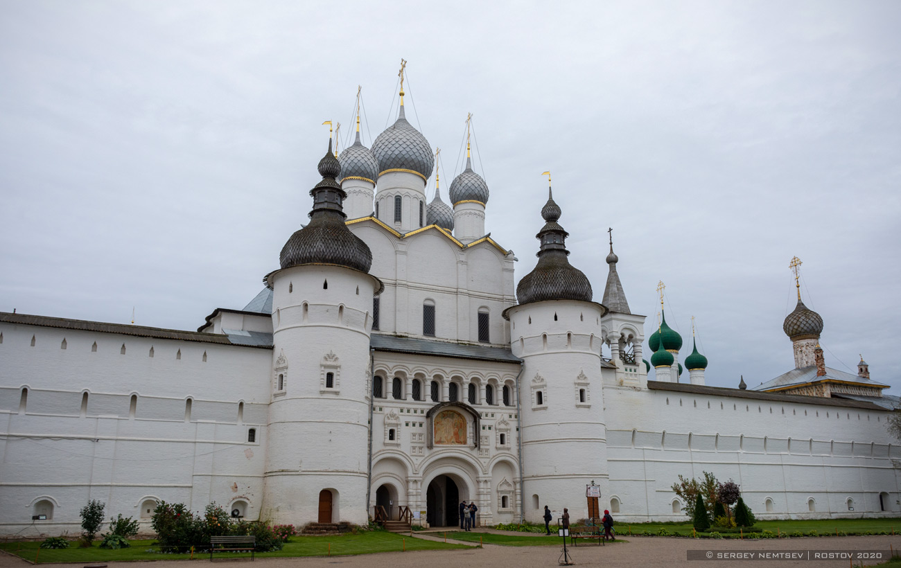 Ростов, Кремль, церковь Иоанна Богослова