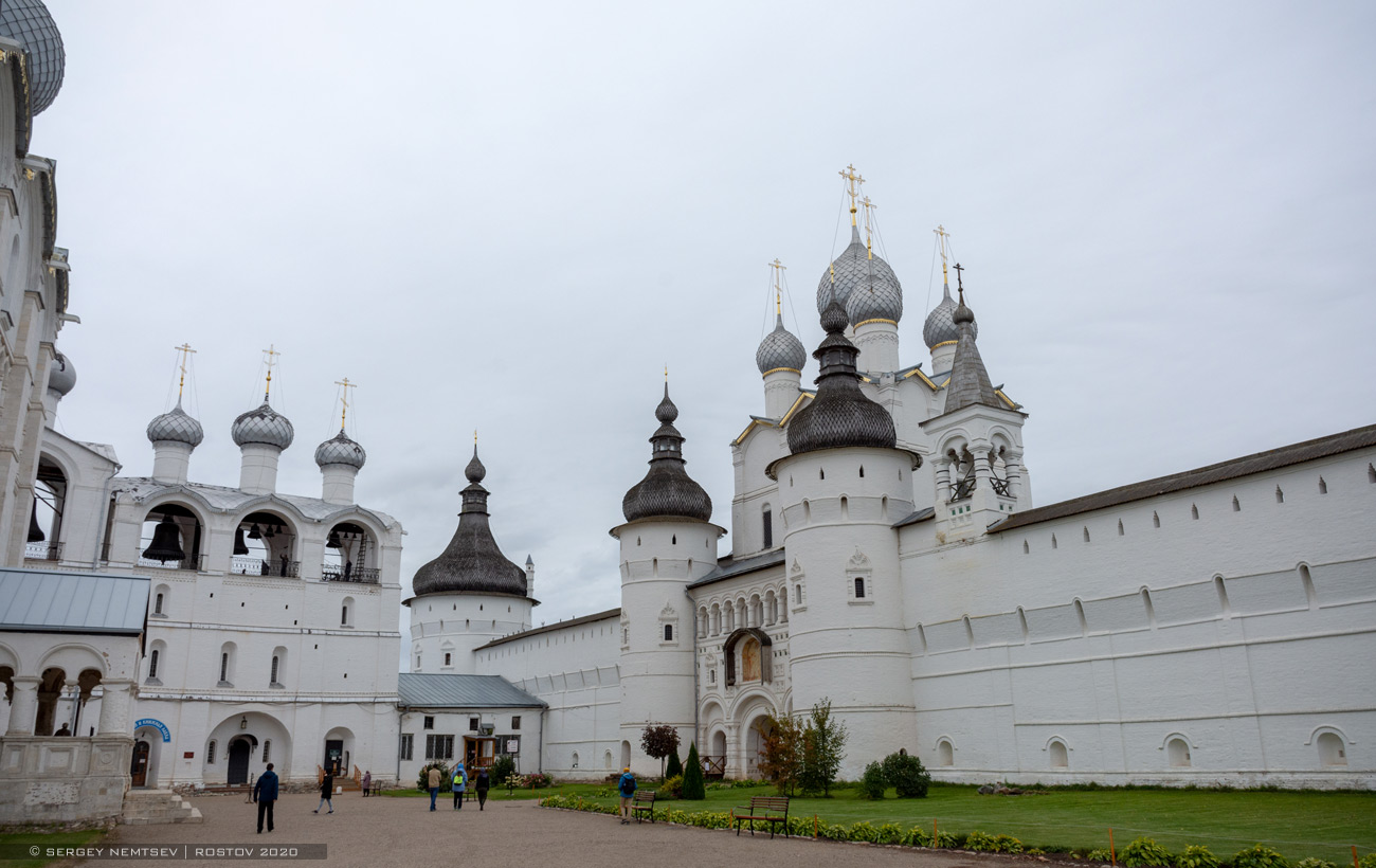 Ростов, Кремль, Воскресенская церковь