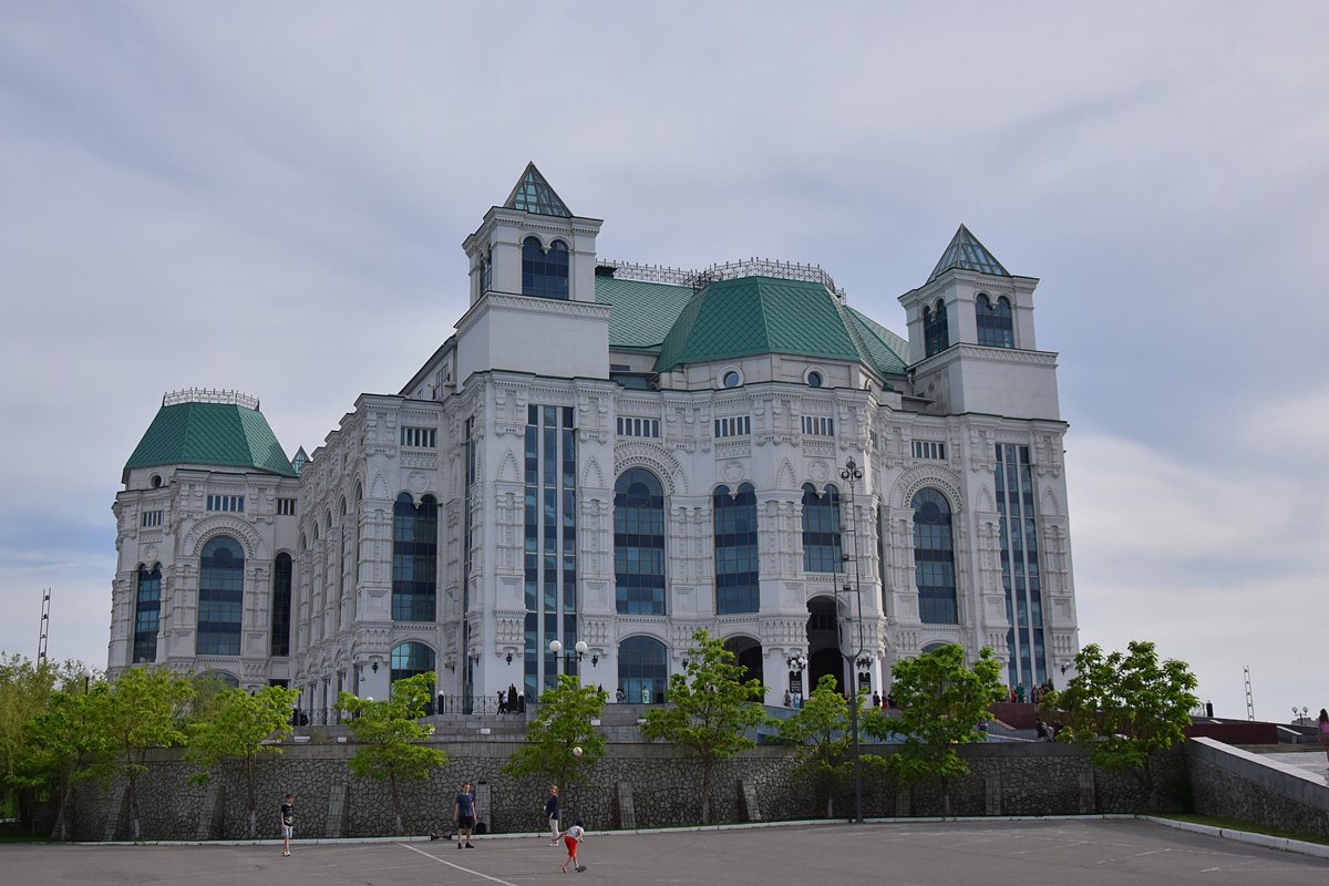 Астрахань, улица Анри Барбюса, 16